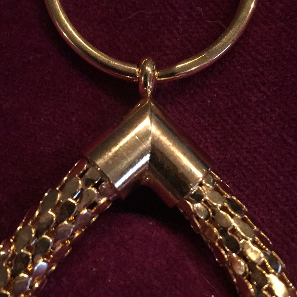 🌹 Vintage Gold Mesh Tear Drop Key Chain - Picture 4 of 9